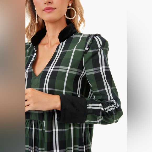 Elegant Green Plaid Dress - Picture 4 of 16